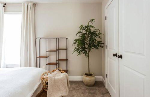 Meet Me in Athens I Beautiful 4-Bdrm House I 1 Mile to DT and Mins to UGA - Foto 22