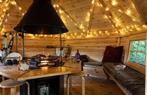 Scenery Hill Hideaways The Coach House Charming Retreat with Jacuzzi and BBQ Hut Near the Lake District - Foto 49