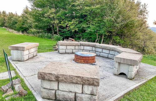 Remodeled Summit Condo at Snowshoe - Modern & Cozy - Foto 28