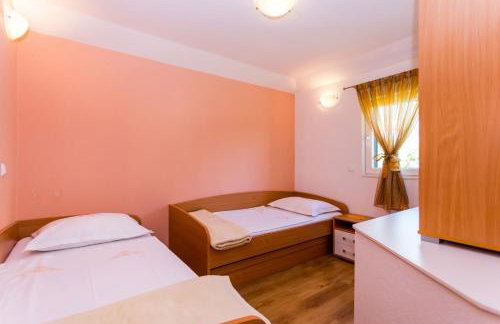 Villa Josip near Omiš , private pool - Photo 24