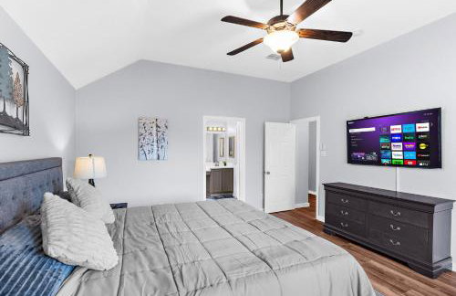 Large Luxury 4-BR Home EPIC GameRoom! Lighted Deck & Grill! - Foto 13