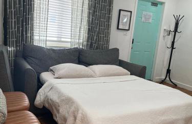 Stunning Little Havana Suites Close to airport, Calle Ocho, Brickell, Wynwood and the Beaches - Free Parking - Foto 80