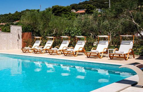 Apartments Foric Rab with Heated Pool, Sauna & Gym - Photo 29