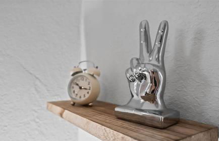 Modern-Retro Themed Home Close to Coffee + Food! - Foto 23