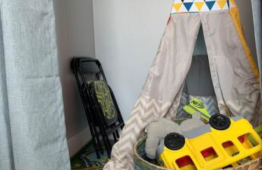 Whole House with Lake and Lift Bridge Overlook for 10 Guests - Foto 74