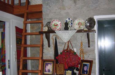 Melissa Apartments - Photo 14