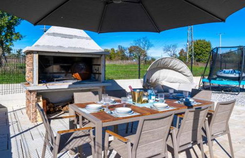 4 Bedroom Stunning Home In Nedescina - Foto 7