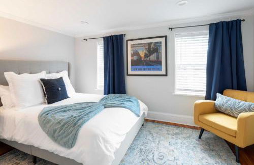 Brooke House In The Heart of Downtown with Patio! - Foto 17