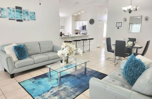 Home Close to Disney Parks/Amazing Private Pool - Photo 17