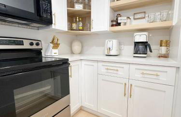Villa Valbuena Gem Key Largo 2 Kings Marina Pickleball Tennis 3 Pools Remodeled 2025 - Foto 40