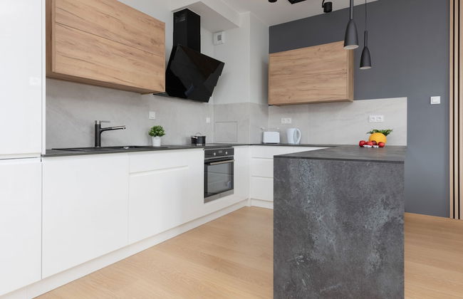 Warsaw Apartment With Parking by Renters - Foto 9