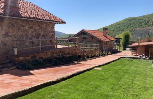 Los Chozos de la Braña - Foto 35