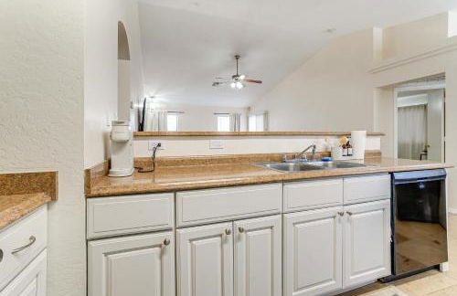 6 Mi to State Farm Stadium Avondale Family Home! - Foto 9