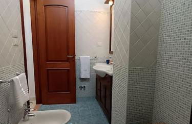 Adelè posto tranquillo al centro del paese - Foto 15