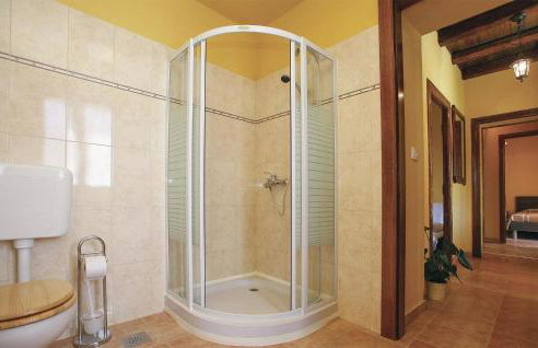 4 Bedroom Stunning Home In Labin - Foto 22