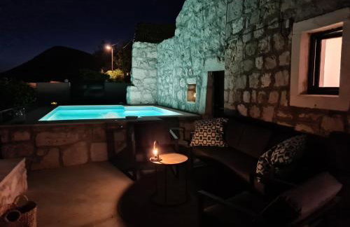 Amber's Place: cosy house with pool and sea views - Foto 18