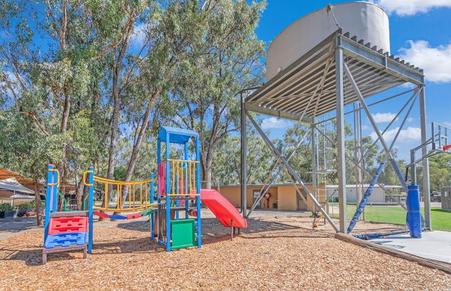 Torrumbarry Weir Holiday Park - Photo 36