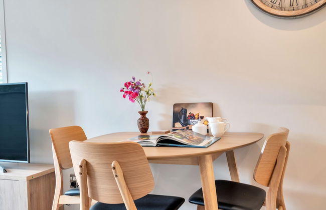 Beautifully Styled 2BR w 2 Carparks & Aircon - Foto 9