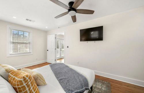 Beautifully Modern Newly-Renovated Cottage in Norcross - Foto 31