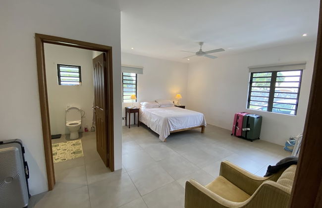 Charming 4-bed Villa in Beau Vallon - Photo 3