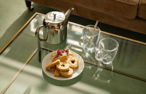 Downwood Vineyard Manor House in Idyllic Countryside - Photo 61