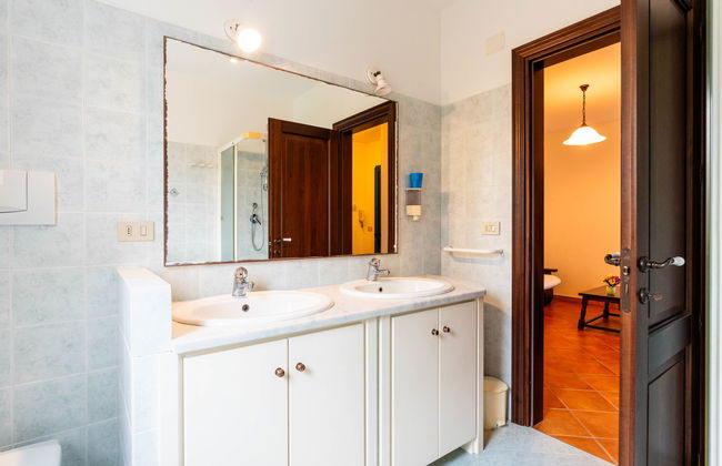 3 bedroom Apartment in Diano Castello with swimming pool and garden - Photo 23