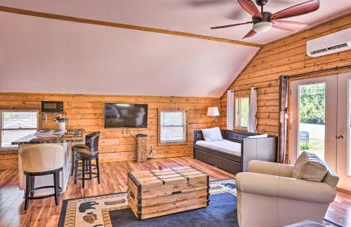 Less Than 1 Mi to Dtwn Suttons Bay! Studio with Shared Beach - Foto 5