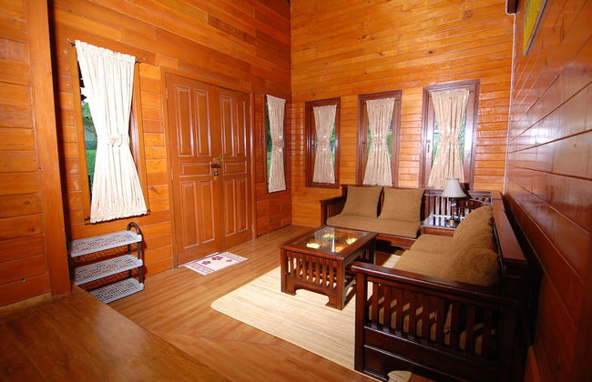 Villa ChavaMinerva Kayu - Ciater - Foto 20