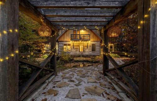 Impressive Log Cabin with Fireplace, Fire Pit and Hot-tub in Unionville, Indiana - Foto 50