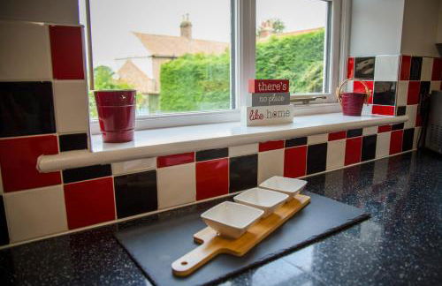 Oak House - sleeps 10 with Bar & Games room - Foto 13