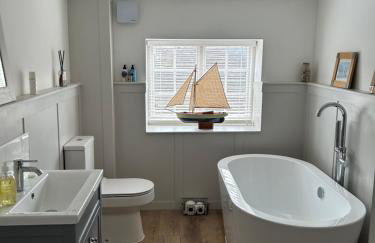 The Hat Works - Photo 24