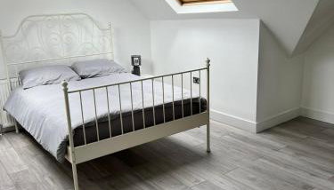 Lovely 2 Bedroom Flat with Roof Terrace in London NW6 - Foto 4