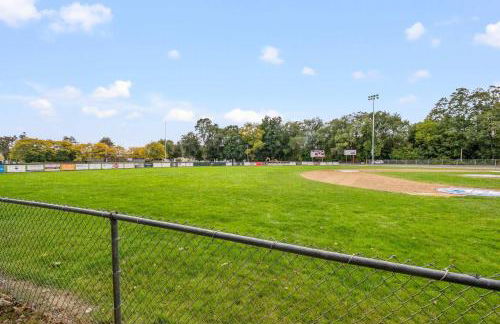 North End Single Family 4 Bed 2 Bath - Foto 48