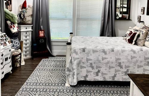 Pet Friendly Graham 2 Bedroom Home Christmas 365 at The Mistletoe Farm - Foto 2