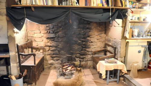 Maison charmante à Meyrignac-l'Église avec cheminée - Foto 5