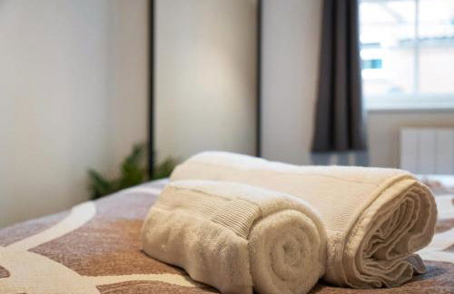 NEW! 2BR in Stephenson House - Foto 11