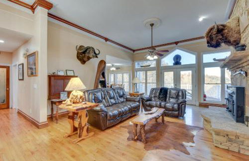 Blairsville Mansion with Hot Tub, Casino and Games! - Foto 5