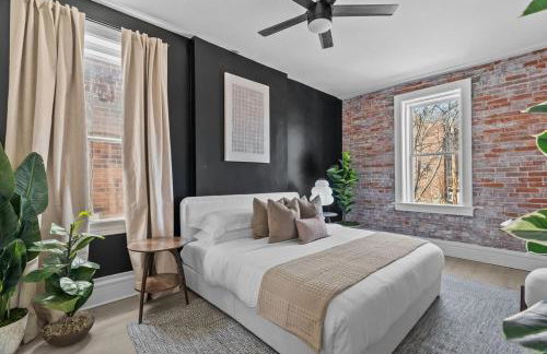 Brick and Modern on Miami St By StayLage - Foto 3