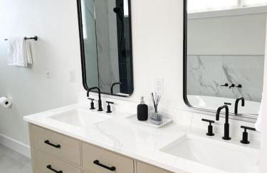 Collins Avenue 26 - Photo 24