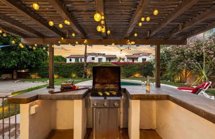 Dandelion by Avantstay Pool, 0.2mi to Downtown! - Foto 70