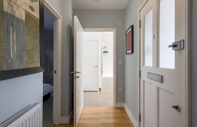 Luxurious Private One Bedroom Apartment - Foto 15