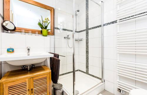 Design Apartment in Köln mit Terrasse - Foto 19