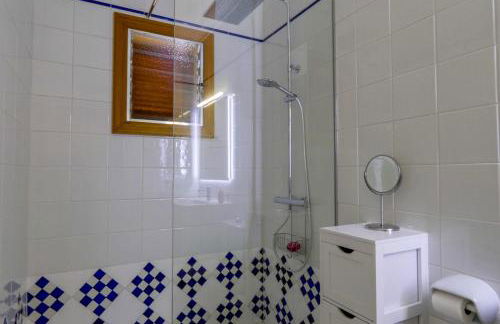 "Cas Vell Marí" Casa en primera línea con vistas al mar, parking privado y WiFi - Foto 14