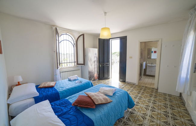 Villa Lisa with huge Pool and Garden - Foto 10