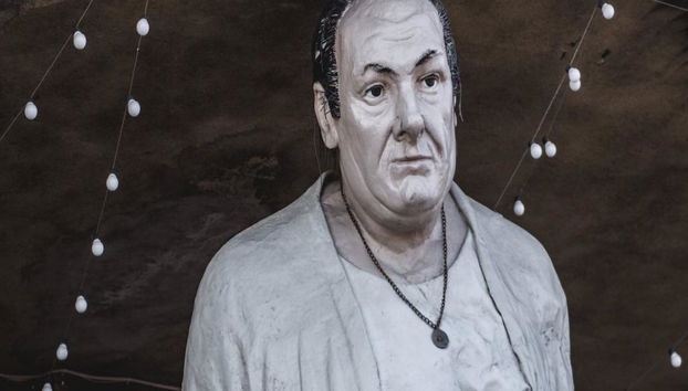 Vilnius: Meet the Alternative Side of the City - Private Tour - Photo 3