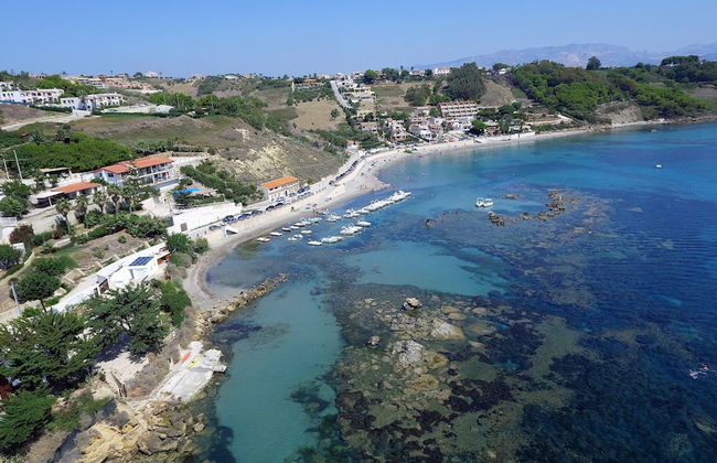 Holiday House With Panoramic View, Balcony, Wifi, and Near the Sea - Foto 28