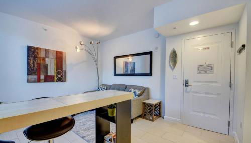 One bedroom in amazing condoBeach pass included! - Foto 5