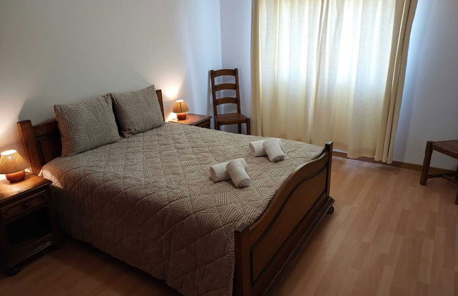 Poolside Apartment with 2 bedrooms, patio and BBQ - Foto 10