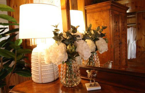 Haus in the Heart of Helen - Vacation Suites - Foto 31