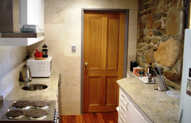 1860 Wine Country Cottages - Photo 7